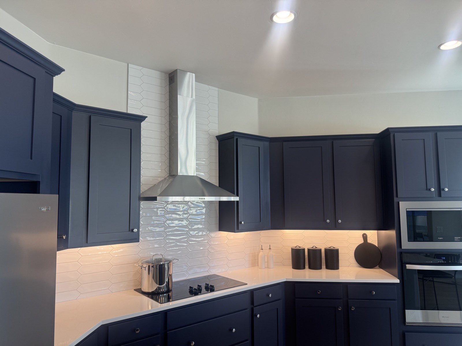 Backsplash installation by contractor