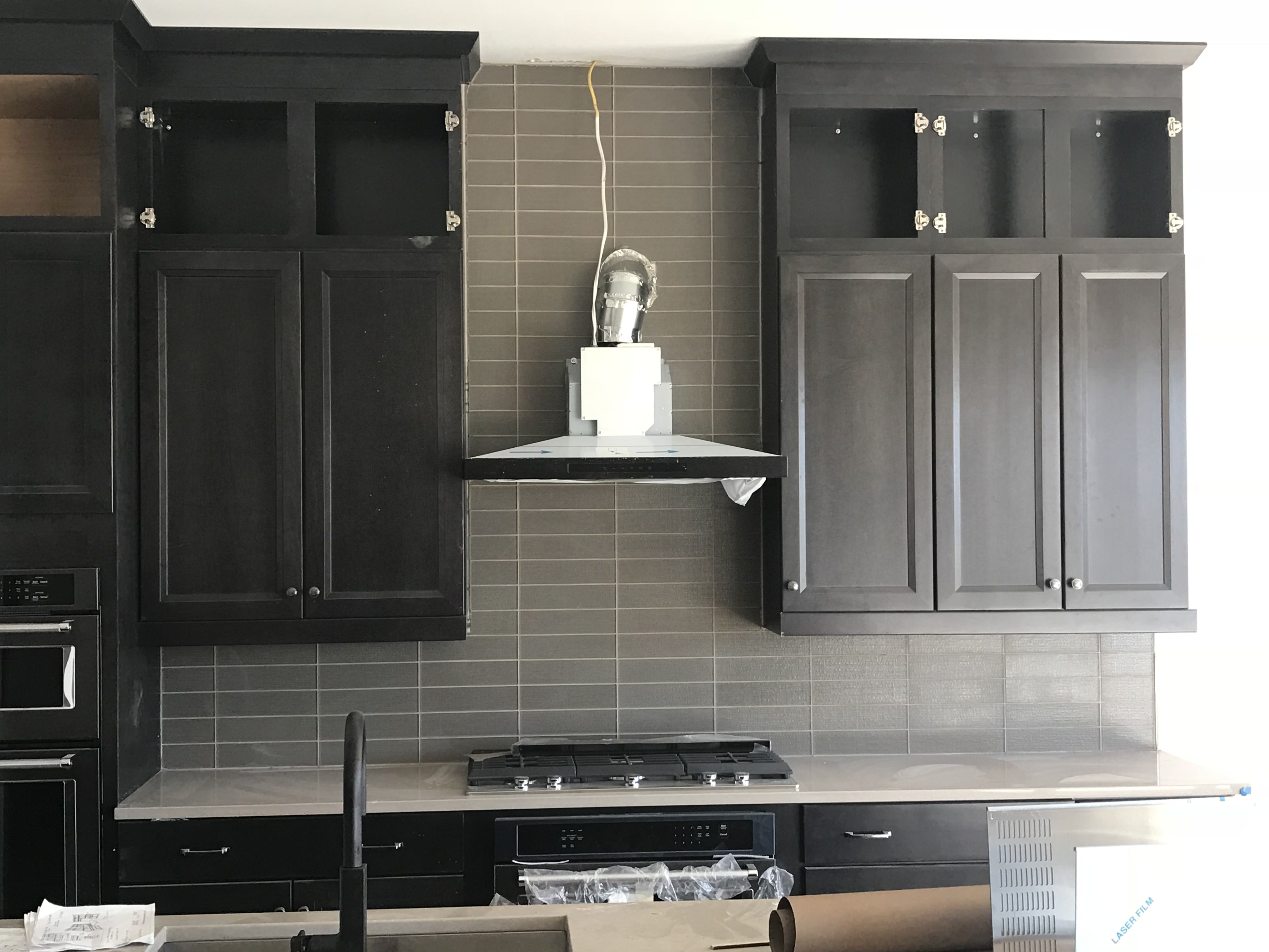 Modern kitchen backsplash